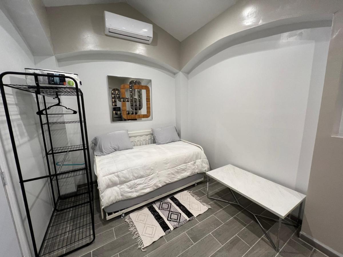 Tiny Home El Paso Exteriör bild